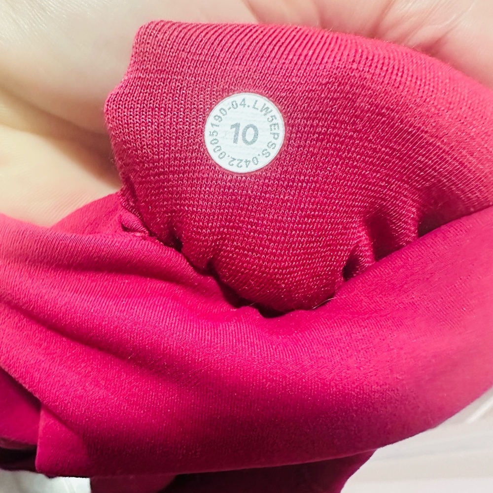 Lululemon Raspberry Leggings Wunderunder with pockets - Picture 5 of 8
